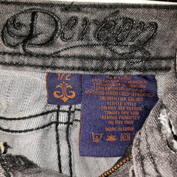House of Deréon Gray Embroidered Jeans 1/2 - Picture 8 of 12